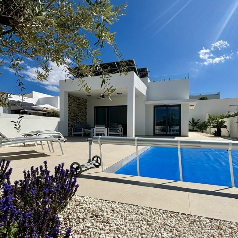 villa for sale in Pueblo