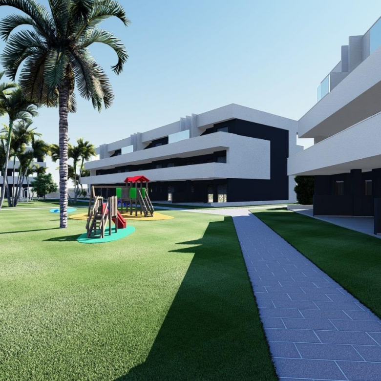 Ground floor apartment for sale in El Raso