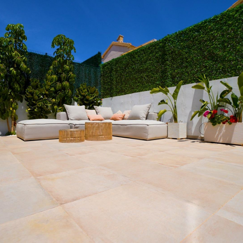 villa for sale in Los Altos