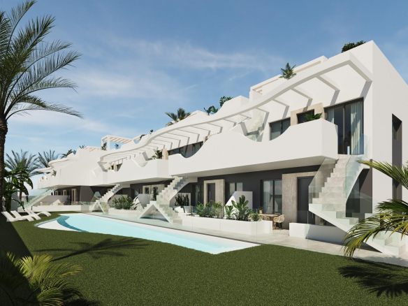 Top Floor Bungalow for sale in Parque Ramon eugenio Escudero