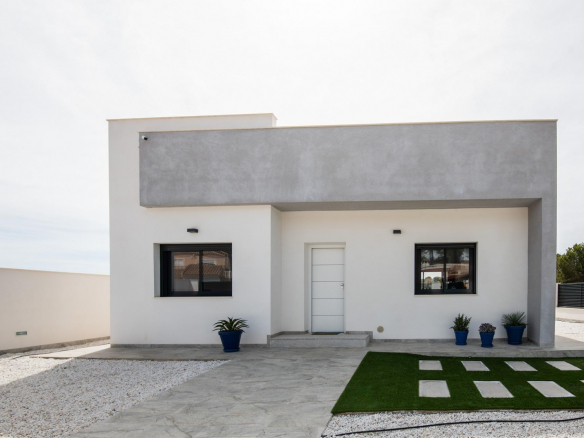 villa for sale in Pinar De Campoverde