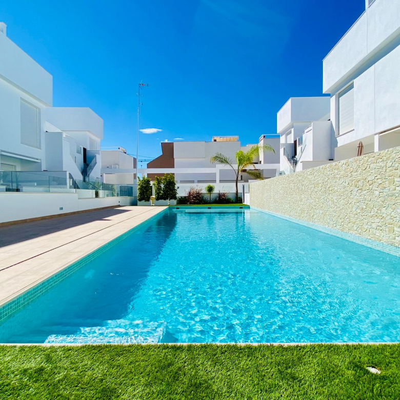 Ground Floor Bungalow for sale in pueblo