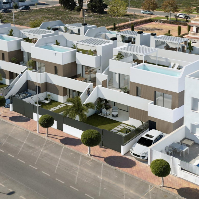 Top Floor Bungalow for sale in Lo Pagan