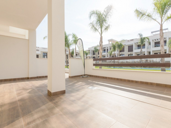 Ground Floor Bungalow for sale in Los Balcones