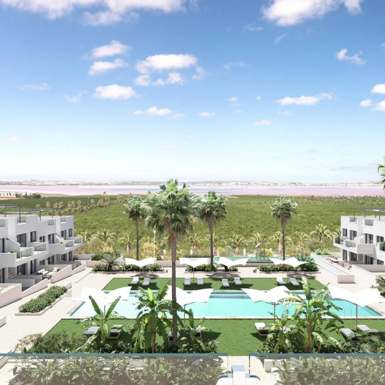 Ground Floor Bungalow for sale in Los Balcones