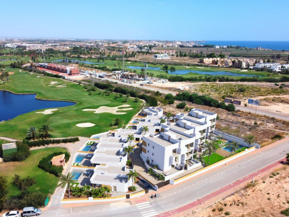 penthouse for sale in Serena Golf