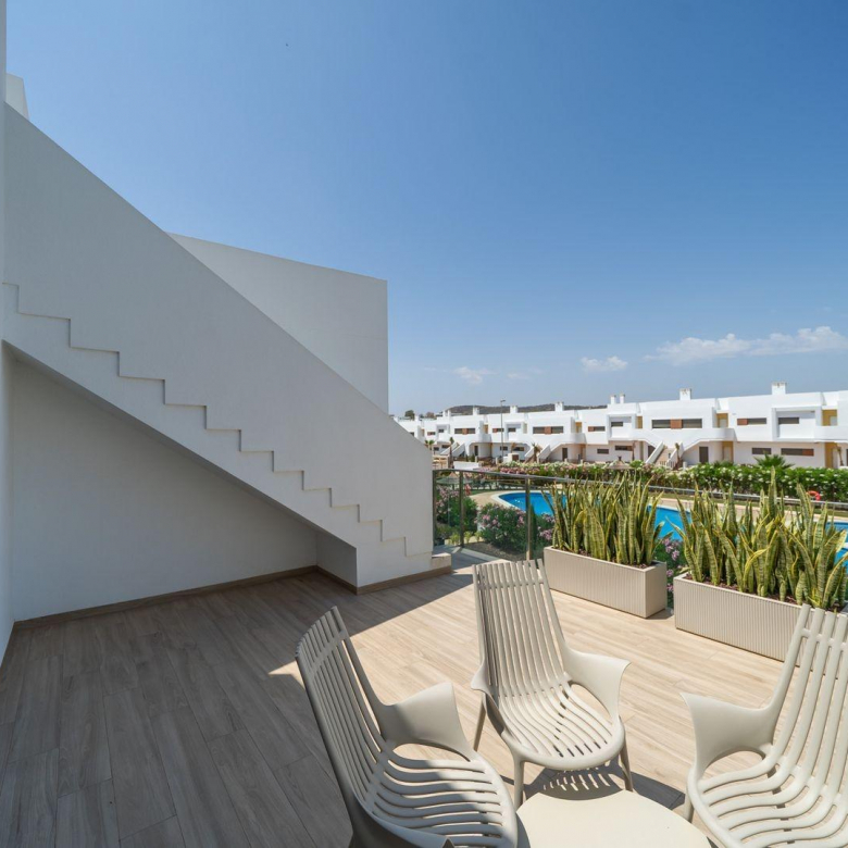 Top Floor Bungalow for sale in Vistabella Golf