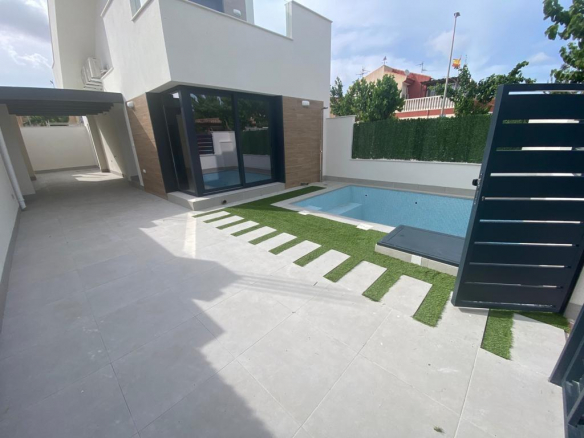 Villa for sale in La Concha