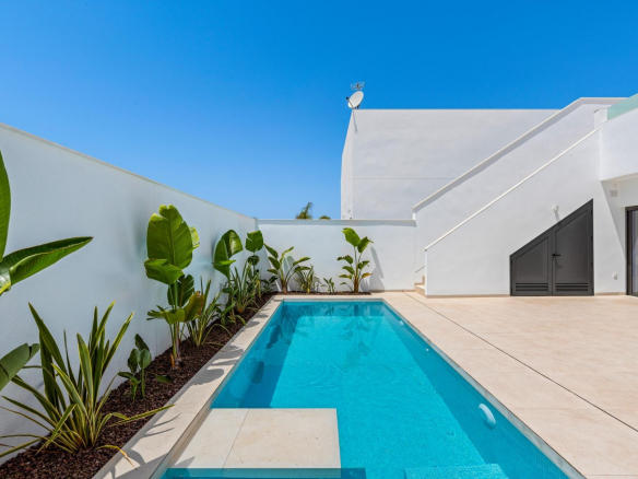 Villa for sale in Serena Golf