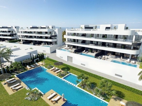 Penthouse for sale in Serena Golf