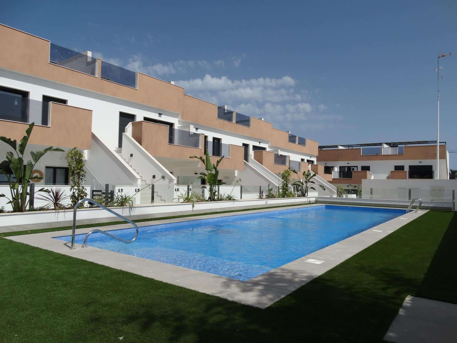 11-3 Pilar de La Horadada