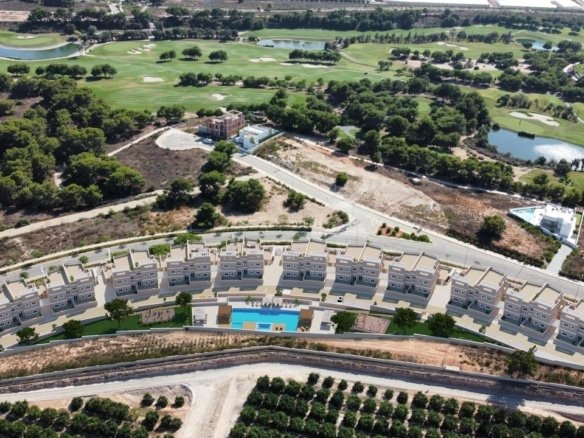 Bungalow for sale in Lo Romero Golf