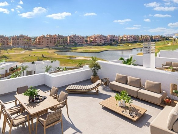 Penthouse for sale in La Serena Golf