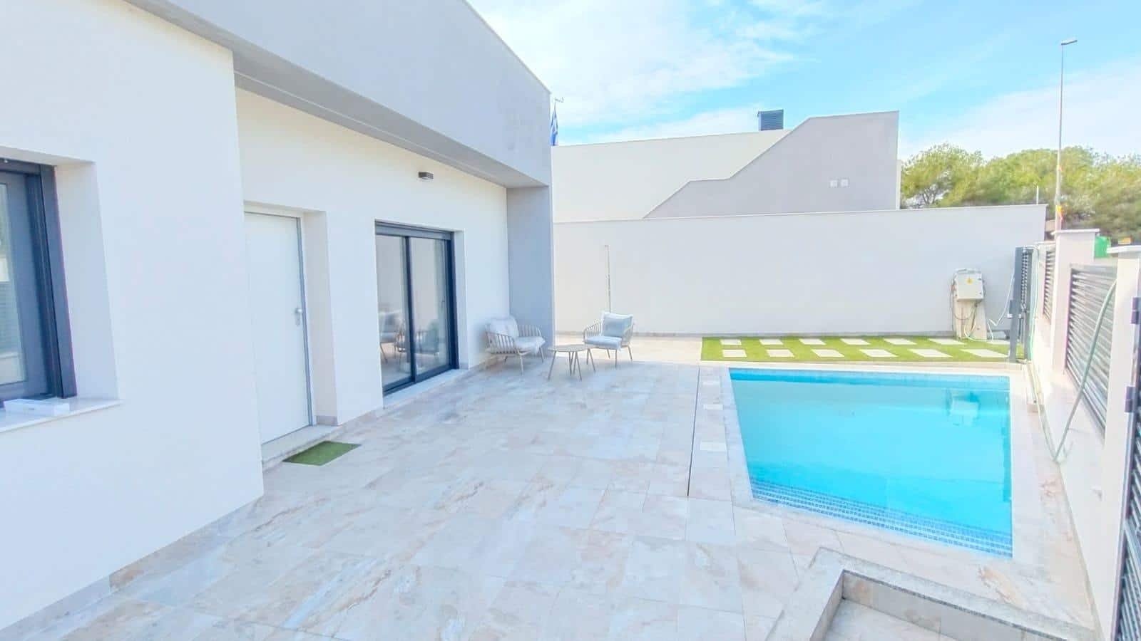6-16 Villa in Pinar De Campoverde – Pilar de La Horadada, Alicante – N6422
