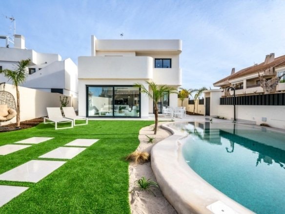 Villa for sale in Roldán