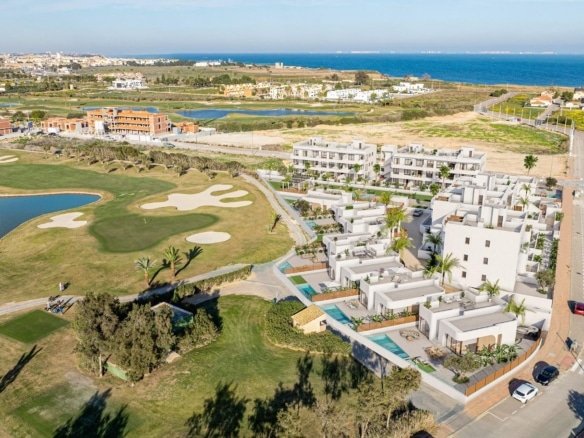 Villa for sale in La Serena Golf