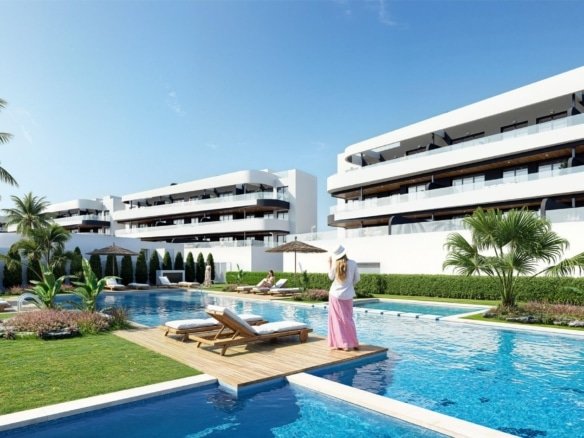 Penthouse for sale in Serena Golf