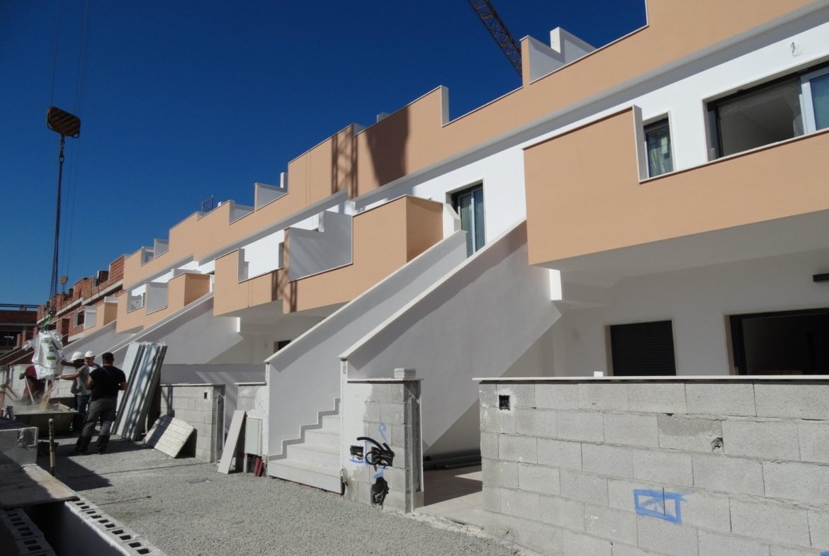 Bungalow in pueblo – Pilar de La Horadada, Alicante – N8872