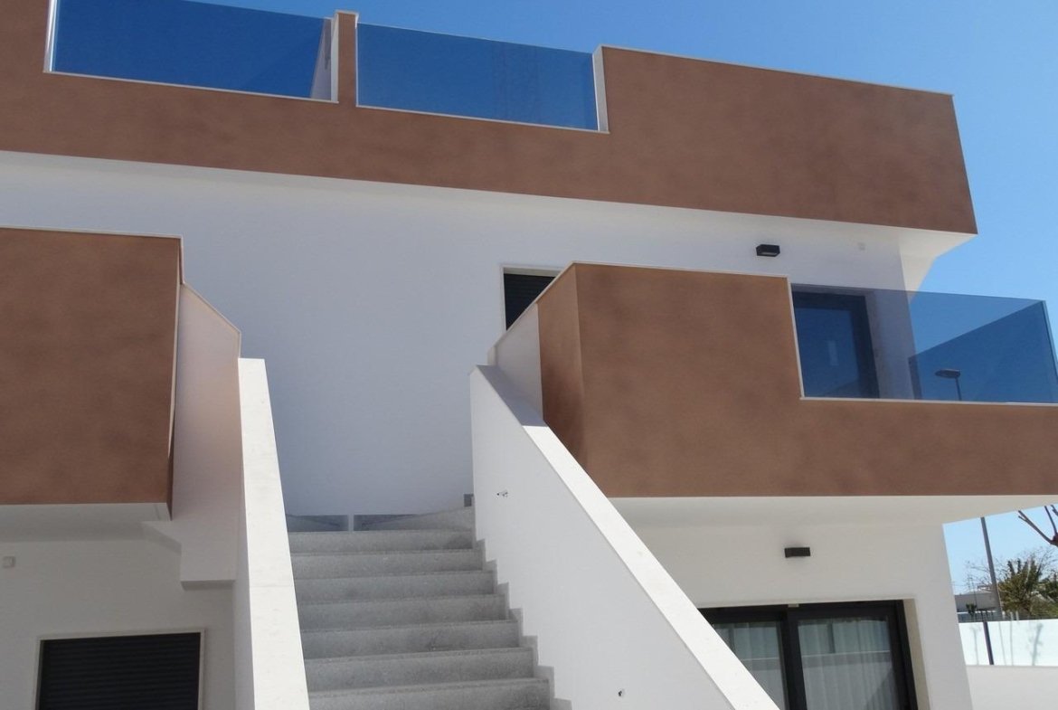 Bungalow in pueblo – Pilar de La Horadada, Alicante – N8874