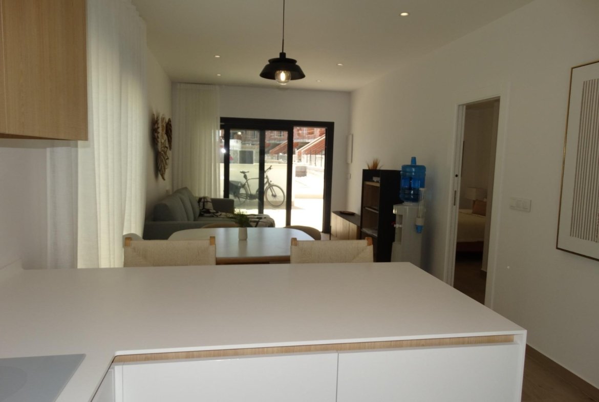 Bungalow in pueblo – Pilar de La Horadada, Alicante – N9770