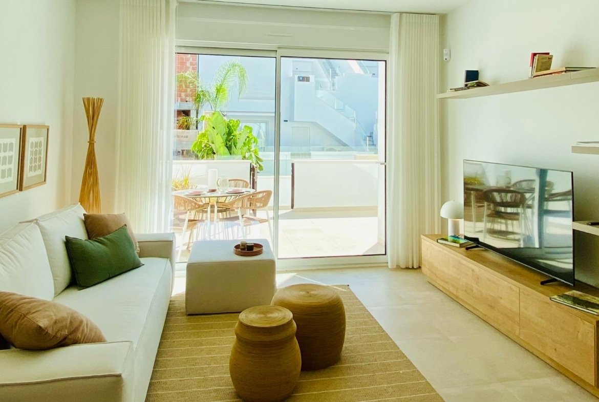 Bungalow in pueblo – Pilar de La Horadada, Alicante – N9919